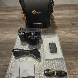 Sony - Alpha ZV-E10 Kit Mirrorless Vlog Camera with 16-50mm Lens
