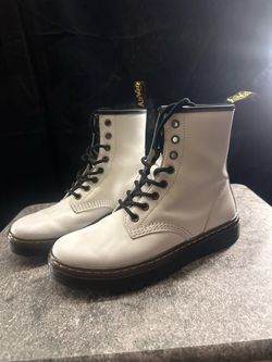 Dr Marten shoes size 6