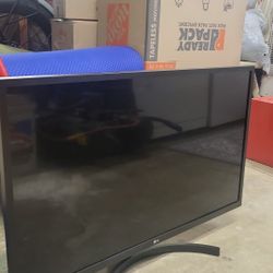 LG 32 Inch Monitor 