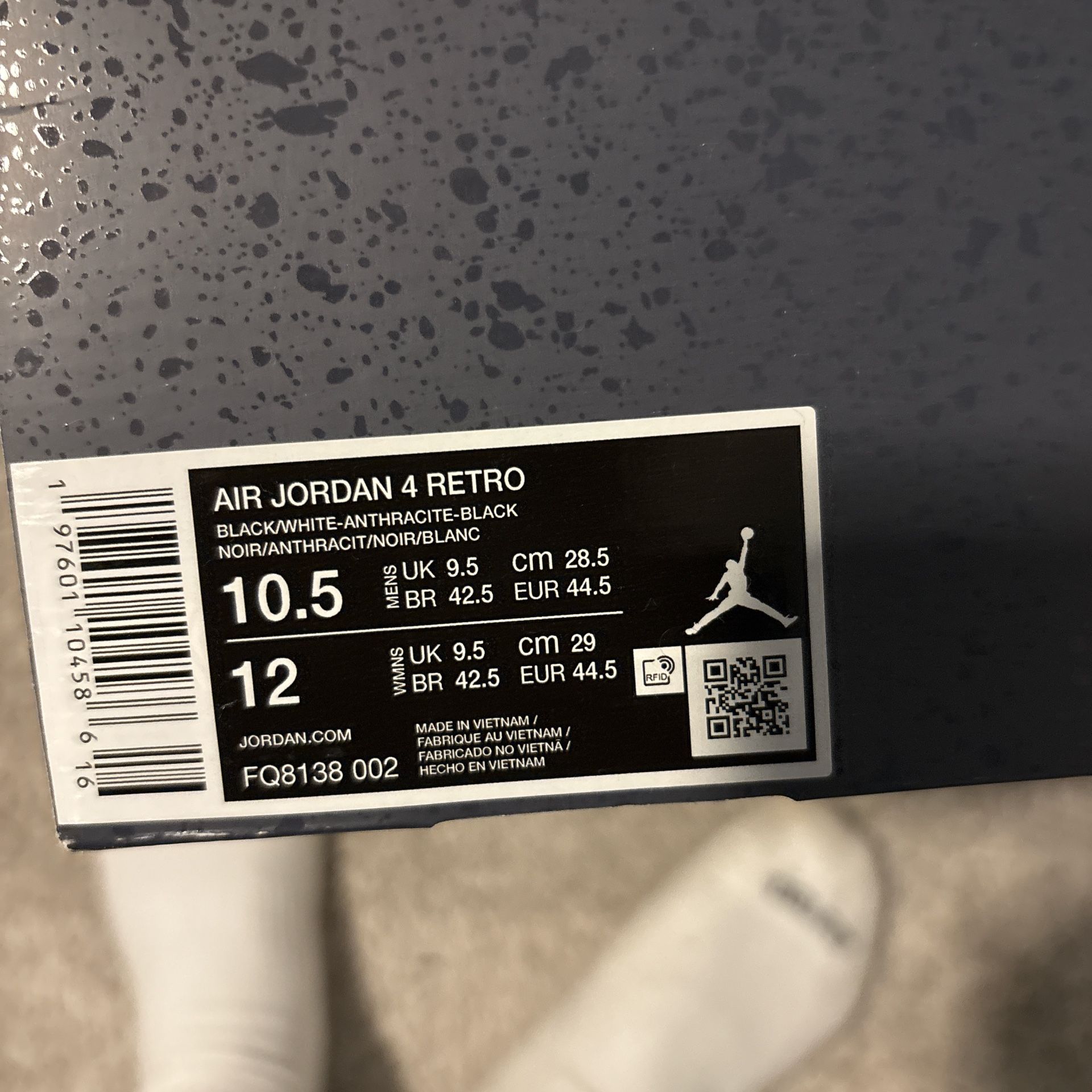 black,white,grey jordan 4s
