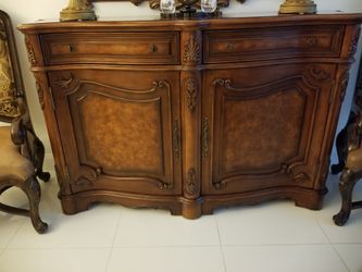 Dining room Cabinet Stores Glass, Plate, Wine Glass With 2 Drawers