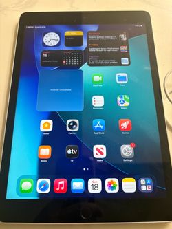 iPad 9th Generation (Good Condition) !!!