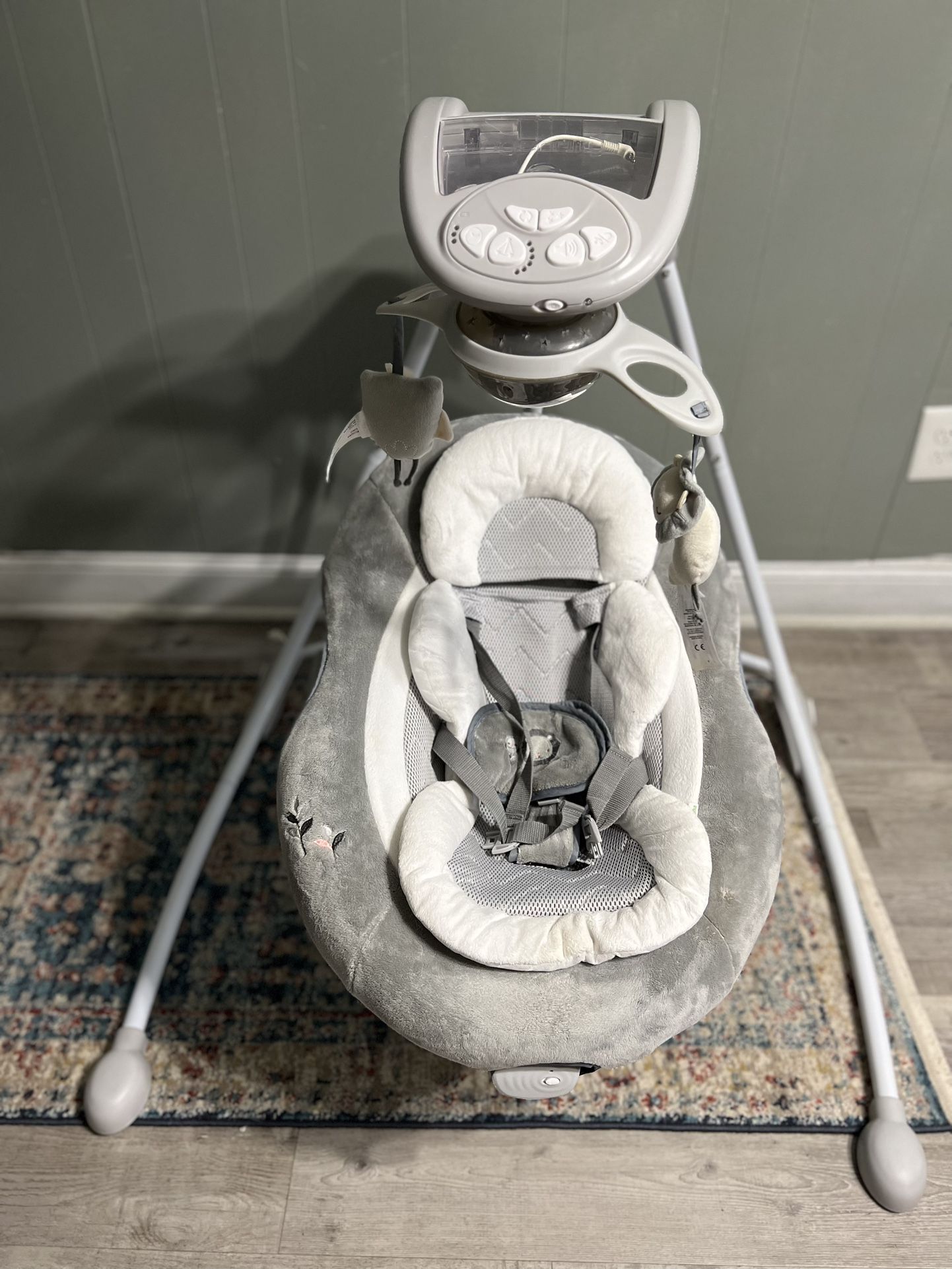 Ingenuity Inlighten Baby Swing