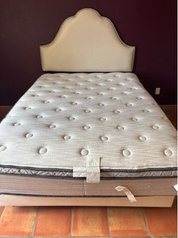Queen mattress with full frame and headboard