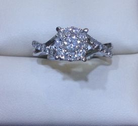 Diamond Engagement Ring 14kt white gold