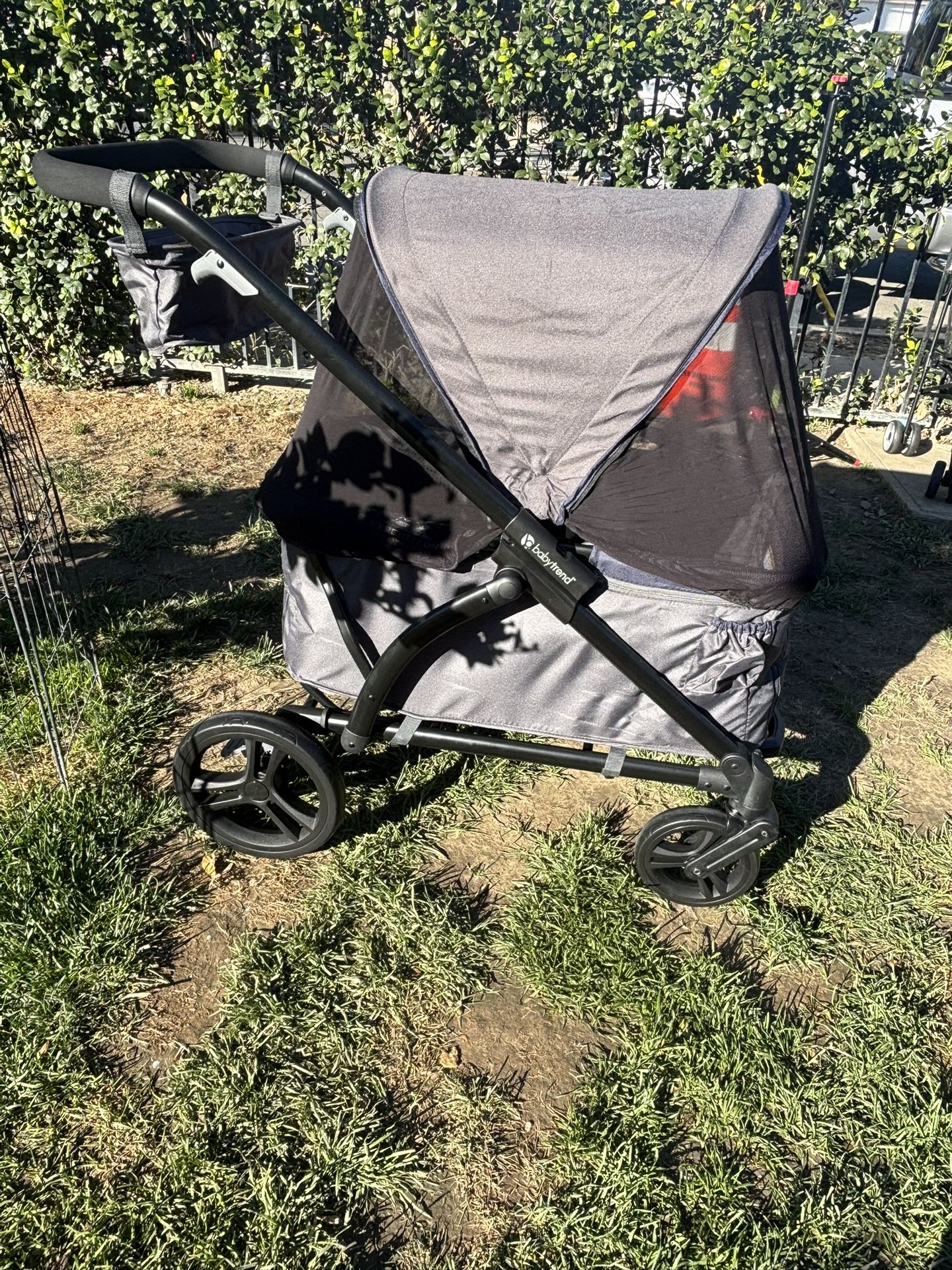 BABY TREND STROLLER WAGON