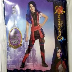 Descendants 3 Evie Costume Size Medium 7/8
