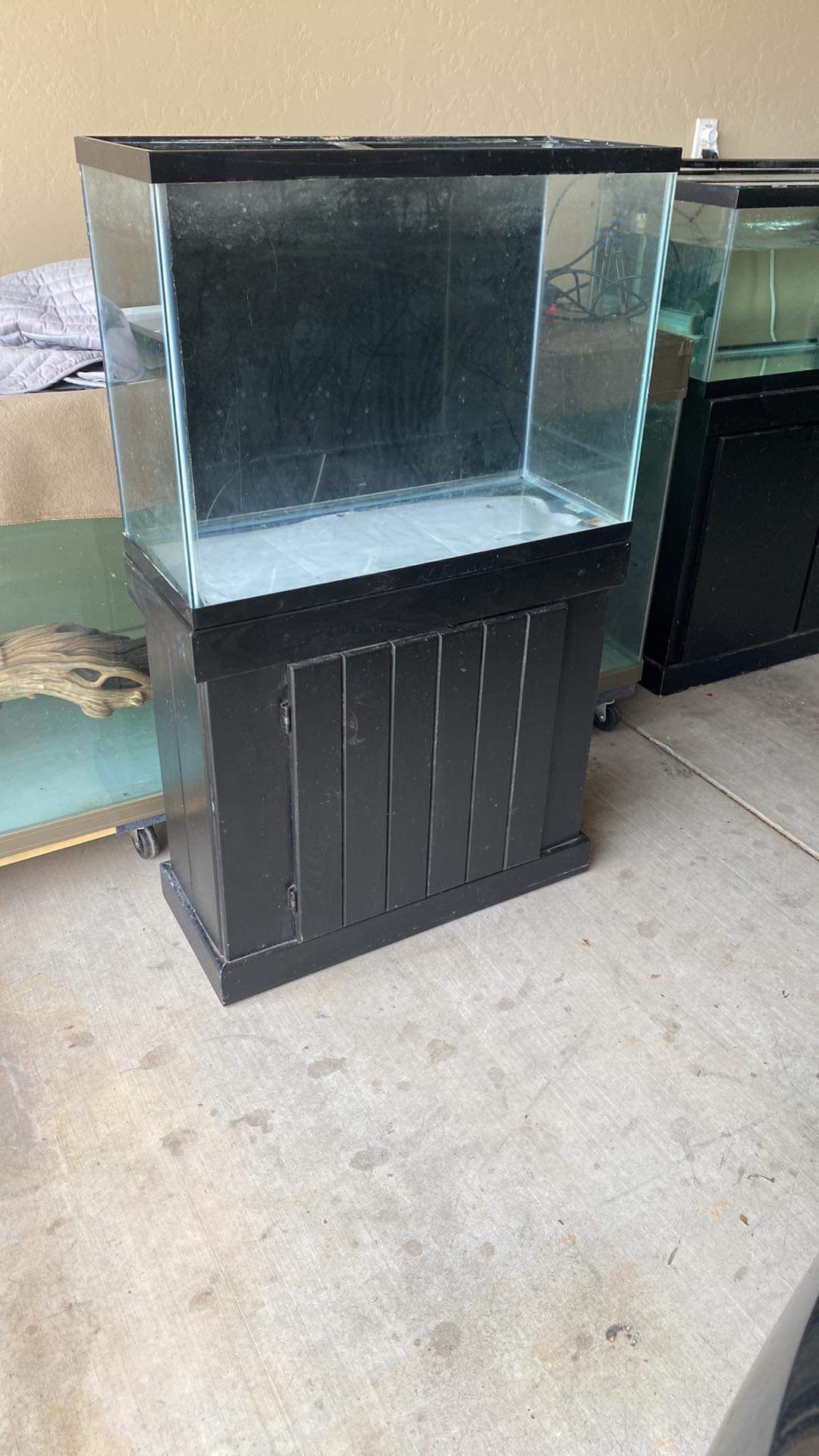 37 Gallon With Stand 