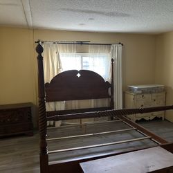 Ethan Allen 4 Poster Cal King Bed Frame 