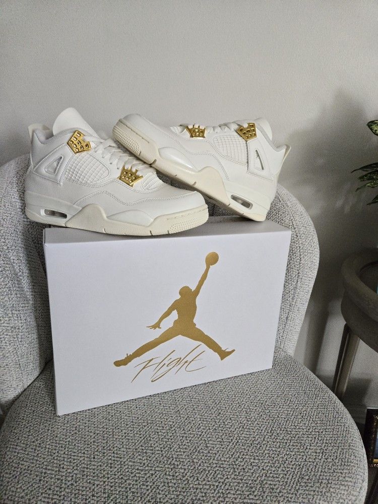 Jordan 4 RETRO 