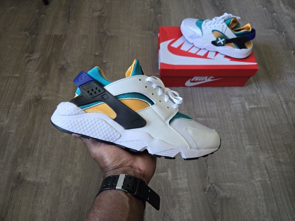 Nike Air Huarache Emerald Resin Size 12