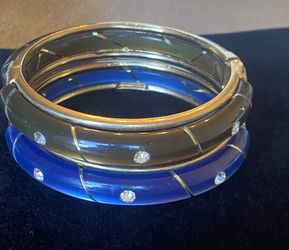 Bracelet Set of 2 Gold Tone Glass Plastic Metal Art Deco Hinged Vintage Bangles