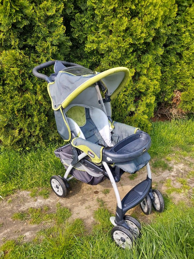 Folding Chicco Stroller
