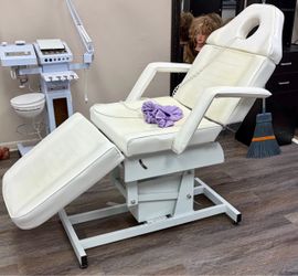 Esthetician Chair
