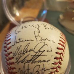 1976 Kanasas City Royals  Ball Signed By Entire Team