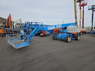 Used Genie 65’ Telescopic Boom Lift
