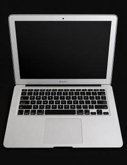 MacBook Air 13” (Mid 2012) | 256GB SSD | New Battery | Excellent Condition