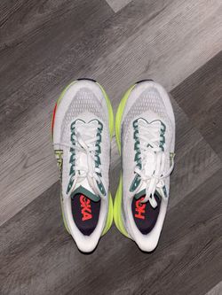 Hoka Mach 7 Running Shoes size 8