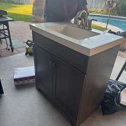 30 in bathroom vanity 