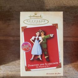 Dorothy and Scarecrow ornament