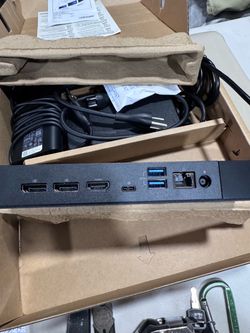 Dell Dock Computer & travel power supply