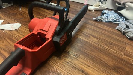 Milwaukee M18 Fuel Brushless Chainsaw