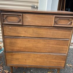Dresser MCM Style 