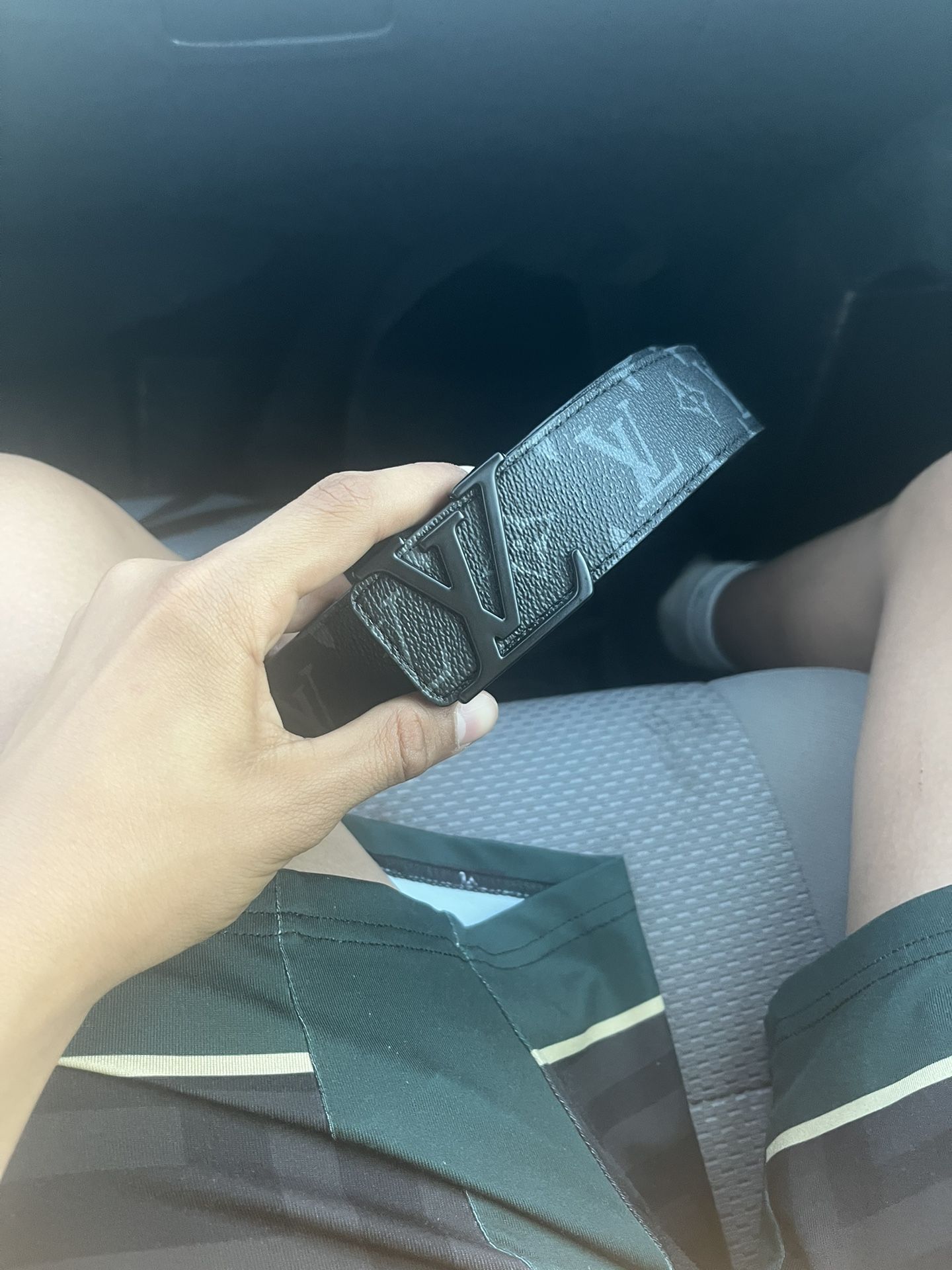 Lv Belt