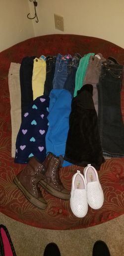 Cute gently used 5t girl winter lot