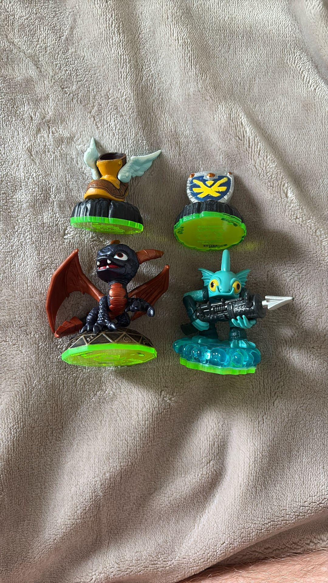 Skylanders Spyro’s Adventure: Spyro, Gill Grunt & Two Magic Items