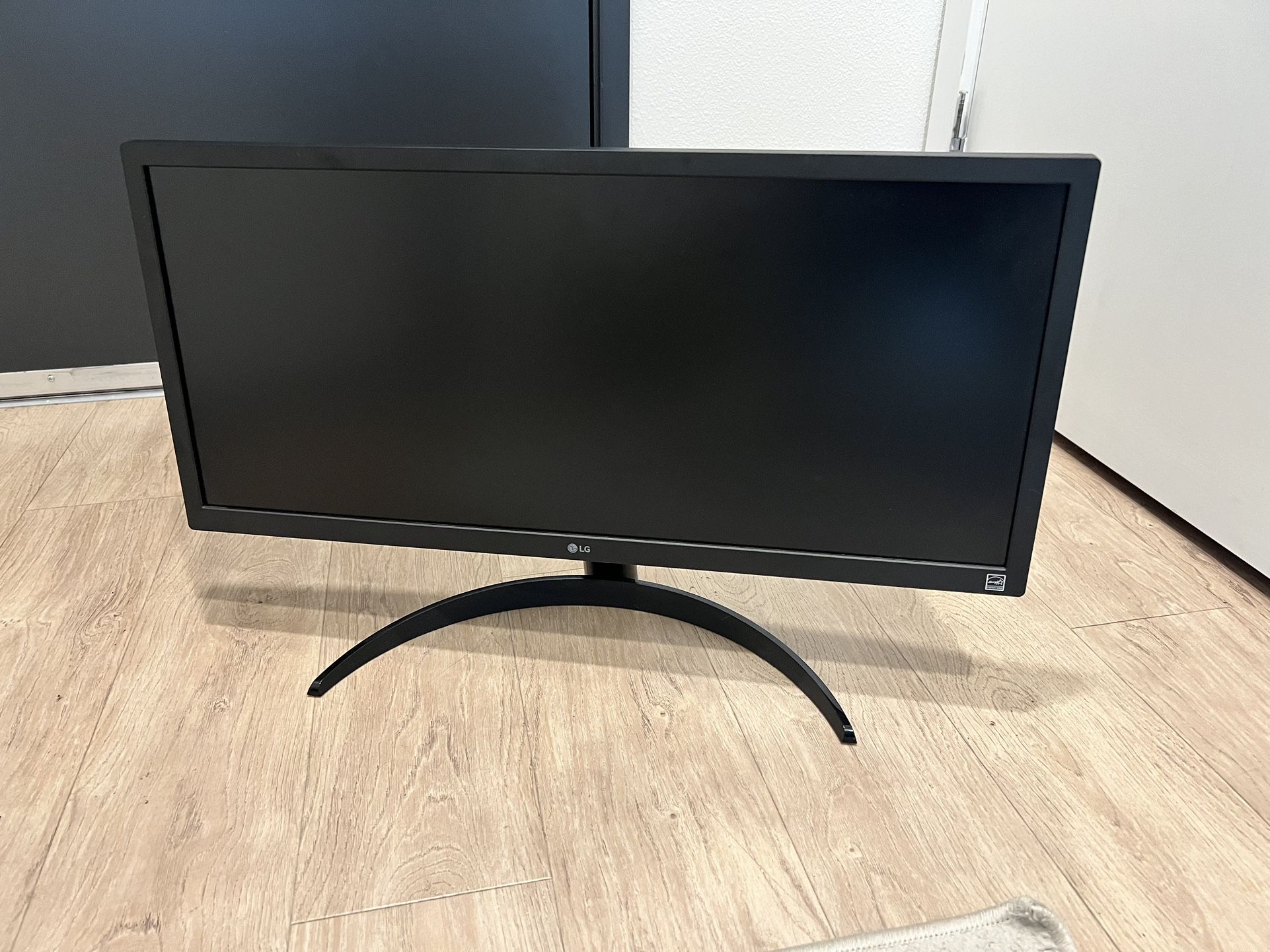 LG 26” Ultra Wide Computer Monitor