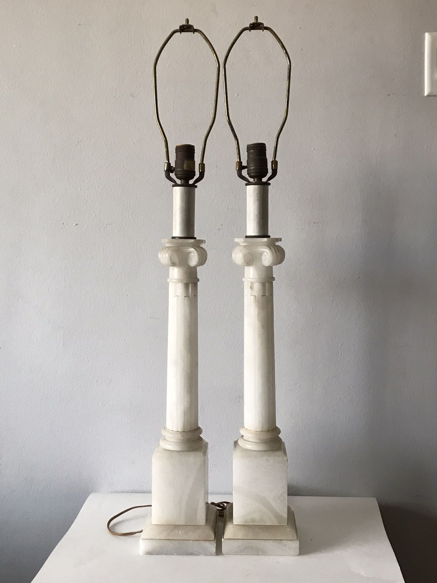 BEAUTIFUL ALABASTER MARBLE COLUMN LAMPS 1950 VINTAGE ITALIAN MODERN ART NOUVEAU