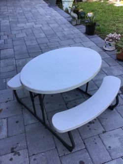 Lifetime Children's Oval Picnic Table in Almond . Used with lots of time left