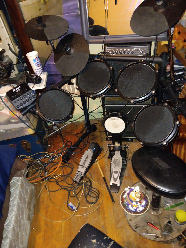 Aless Electric Drum Set