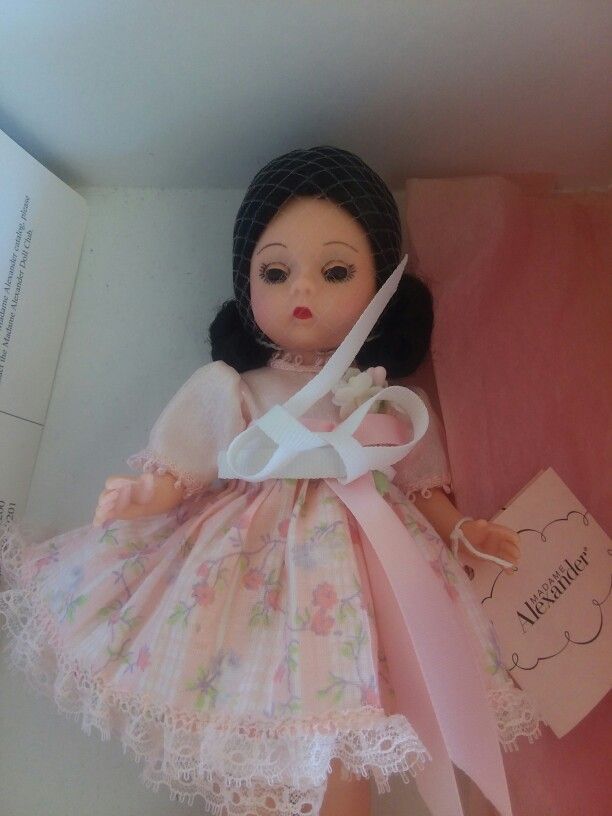 Madame Alexander Doll  (Spring Suprise)