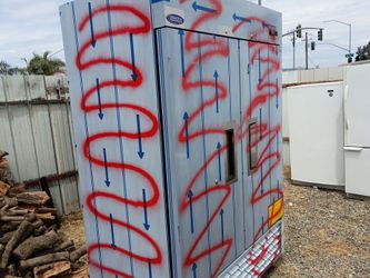 Commercial freezer