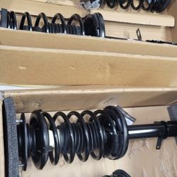 1994---2002 Toyota Corolla /Chevy Prizm Front Struts Assembly