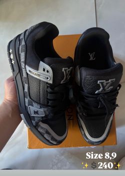 Louis Vuitton sneakers size 9
