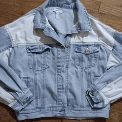 Womens Two Tone Jean Jacket Size Small. Crop Fit.