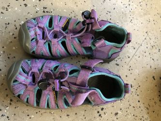 Keen waterproof sandles Toddler/kids size US 11