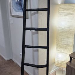 6’ Solid Wood Rustic Distressed Farmhouse Blanket/ Quilt/ Towel Wall Ladder