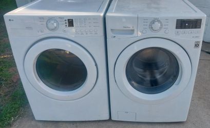LG Washer And Matching Gas Dryer Set 