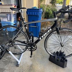 2014 Trek Madone Carbon - Plus a lot of Accessories. Bike- 56cm. Very Little Use, Like New.