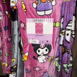 hello kitty halloween blanket