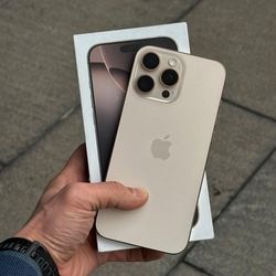 iPhone 16 pro max 256GB Unlocked 