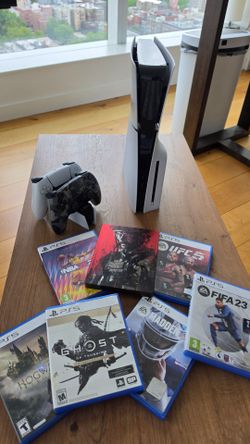 PS5 Slim Disc 1TB Bundle + 2 Controllers + Charging Dock + 7 Games