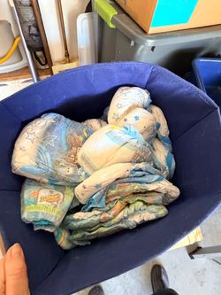 Swimming diapers