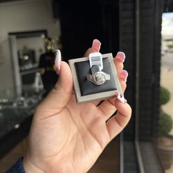 Silver diamond swirl ring