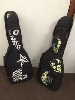 PlayStation guitar band (2) w case