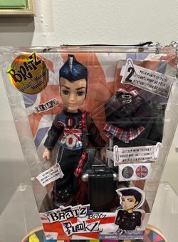Bratz Pretty N Punk two pack brand new